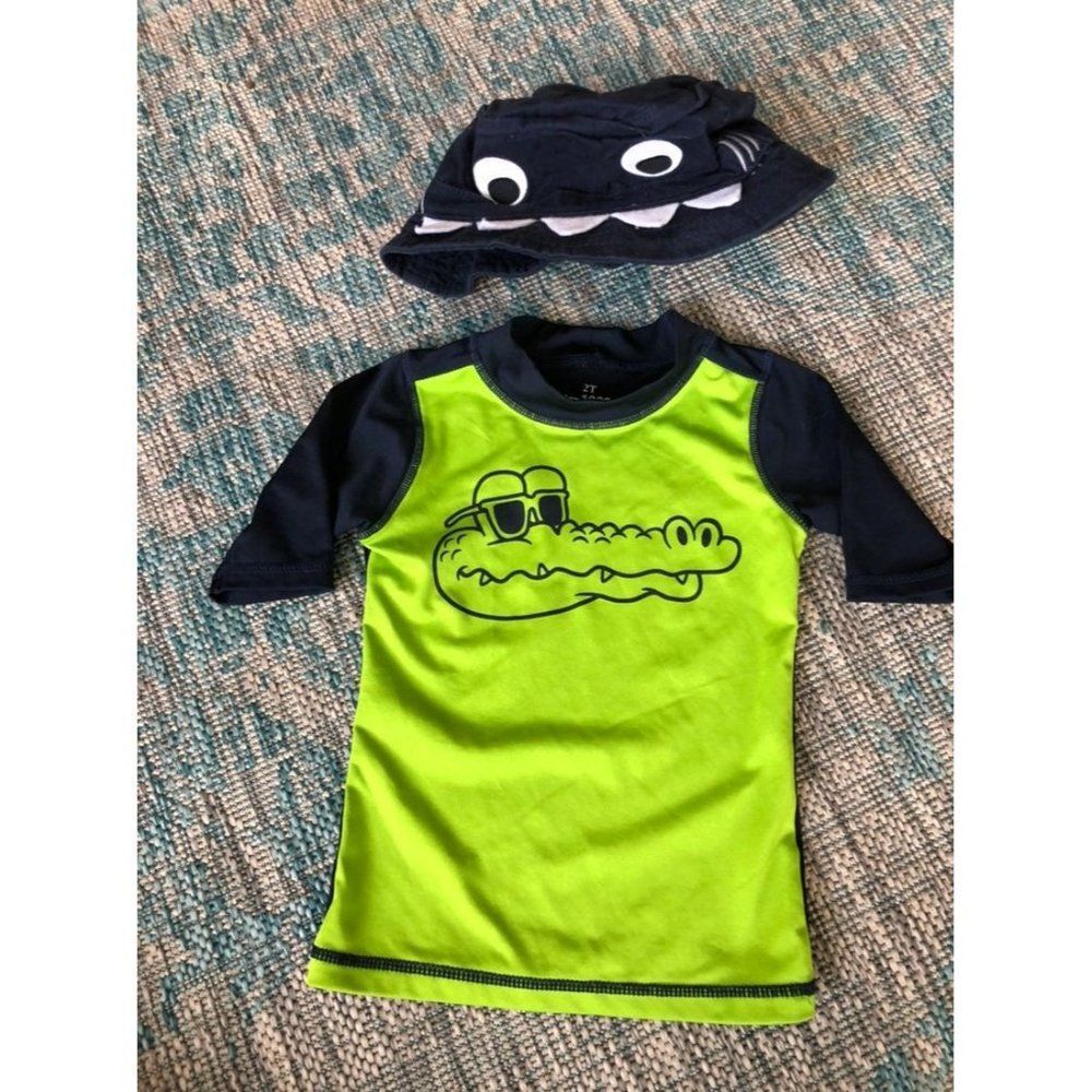 children's place Boys size 2t rash guard swim croc Gymboree hat